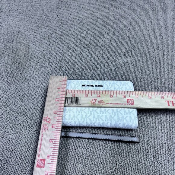 Michael Kors Jet Set Travel Wallet Bright White Zip Around Large NWT - Picture 2 of 8
